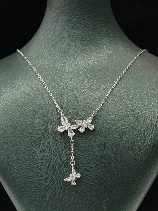 Elora Necklace